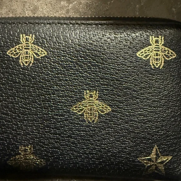 Gucci Black Leather Gold Bee and Star Long Zip Wallet with COA - Picture 9 of 13